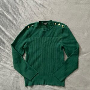 Green Holiday Sweater with Gold Button Details and Ribbed Fit